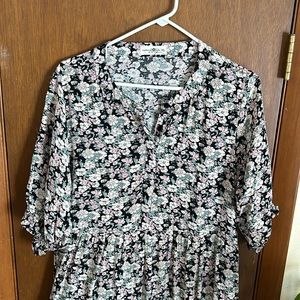 XL Natural Life tiered dress with button up bodice/ elastic arms.